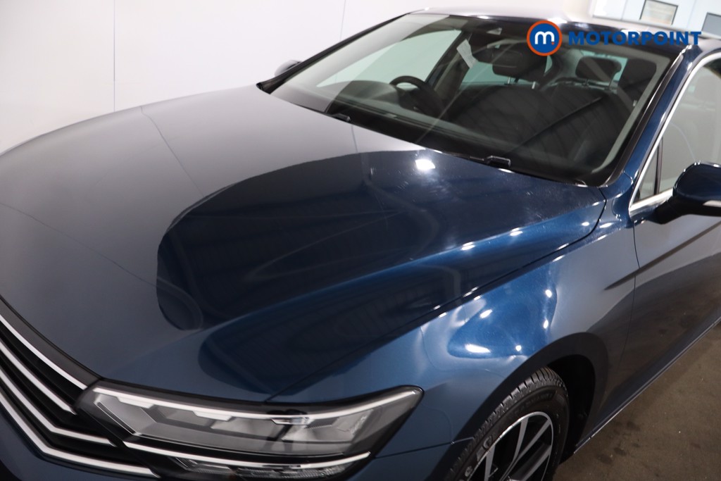 Volkswagen Passat SEL Automatic Diesel Saloon - Stock Number (1638732) - 30th supplementary image