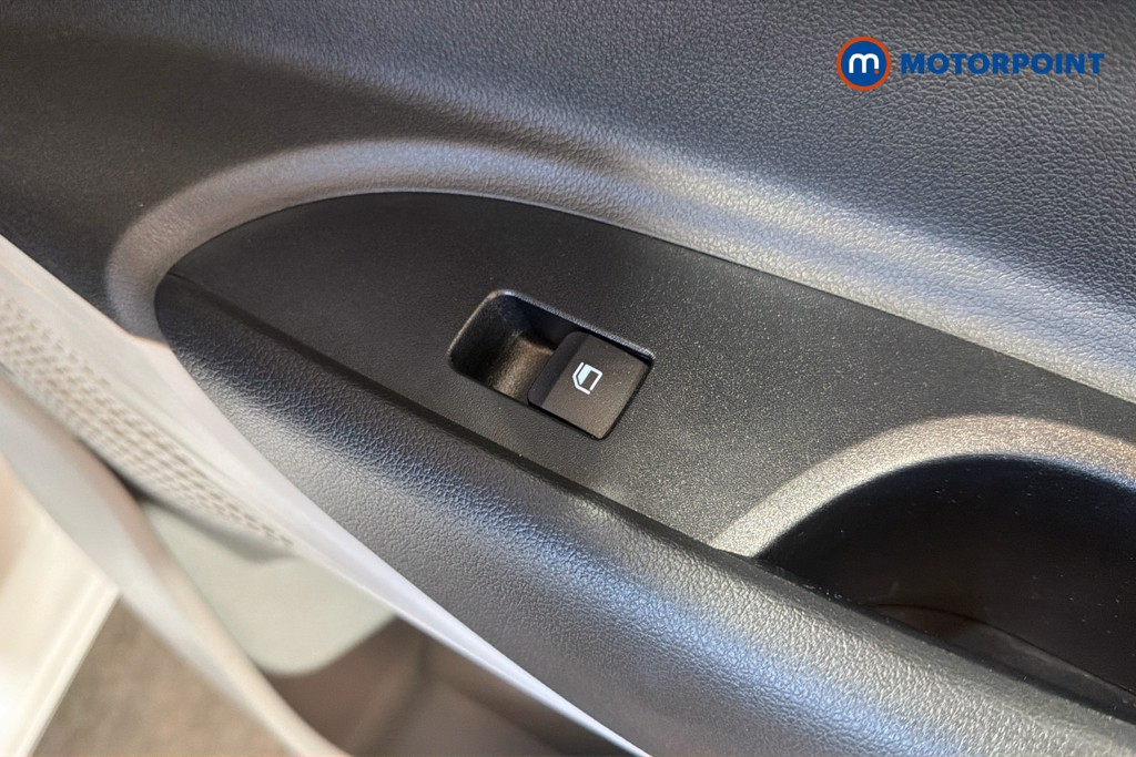 Hyundai I20 Ultimate Manual Petrol Hatchback - Stock Number (1638748) - 31st supplementary image