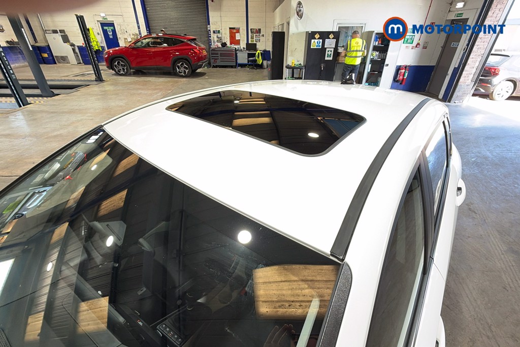 Hyundai I20 Ultimate Manual Petrol Hatchback - Stock Number (1638748) - 46th supplementary image
