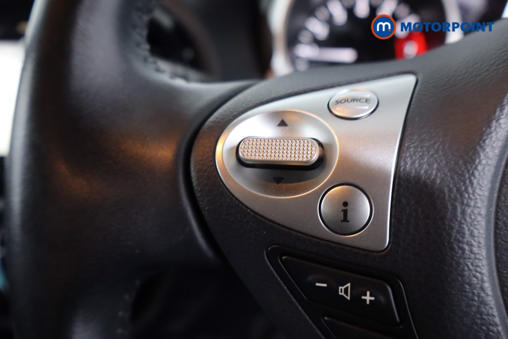Nissan Juke Tekna Automatic Petrol SUV - Stock Number (1638786) - 7th supplementary image