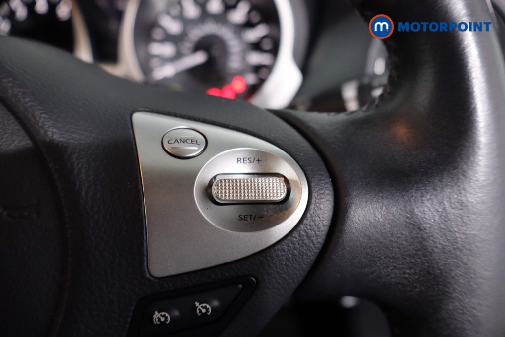 Nissan Juke Tekna Automatic Petrol SUV - Stock Number (1638786) - 8th supplementary image