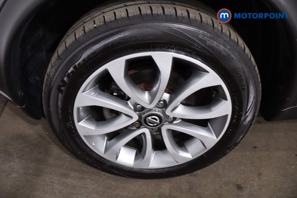 Nissan Juke Tekna Automatic Petrol SUV - Stock Number (1638786) - 11th supplementary image