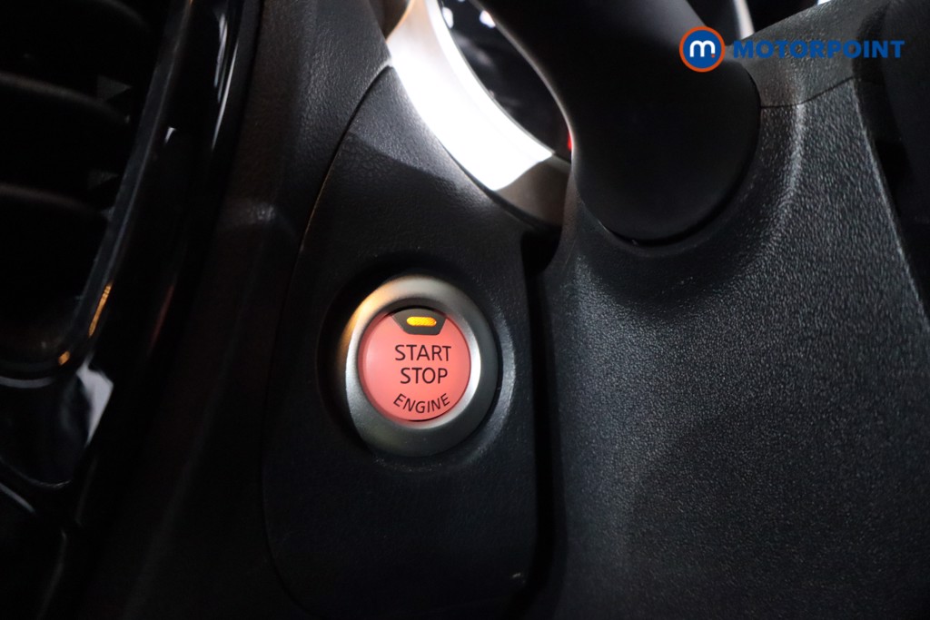 Nissan Juke Tekna Automatic Petrol SUV - Stock Number (1638786) - 21st supplementary image