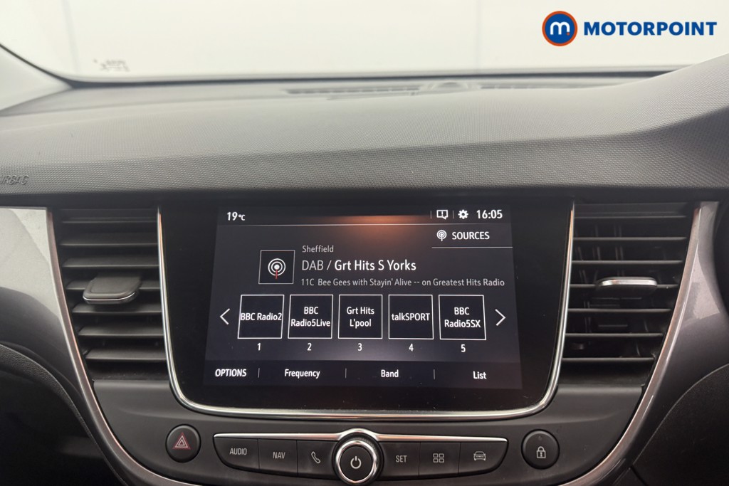 Vauxhall Crossland Elite Edition Manual Petrol SUV - Stock Number (1638871) - 17th supplementary image