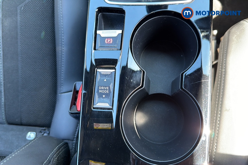 Peugeot 2008 Gt Premium Manual Petrol SUV - Stock Number (1639135) - 16th supplementary image