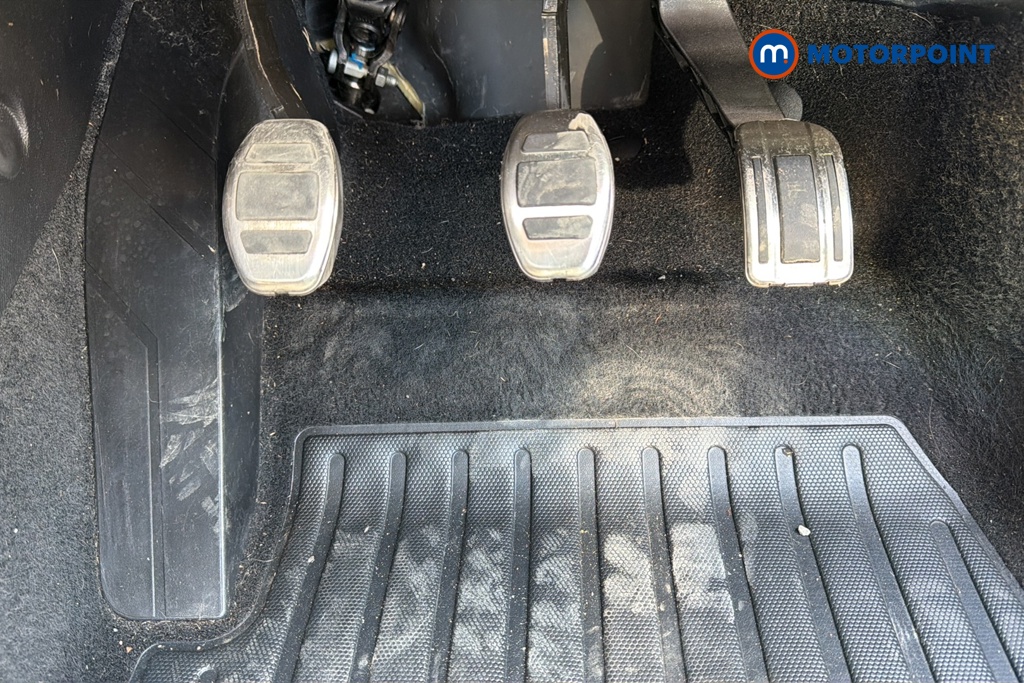 Peugeot 2008 Gt Premium Manual Petrol SUV - Stock Number (1639135) - 24th supplementary image