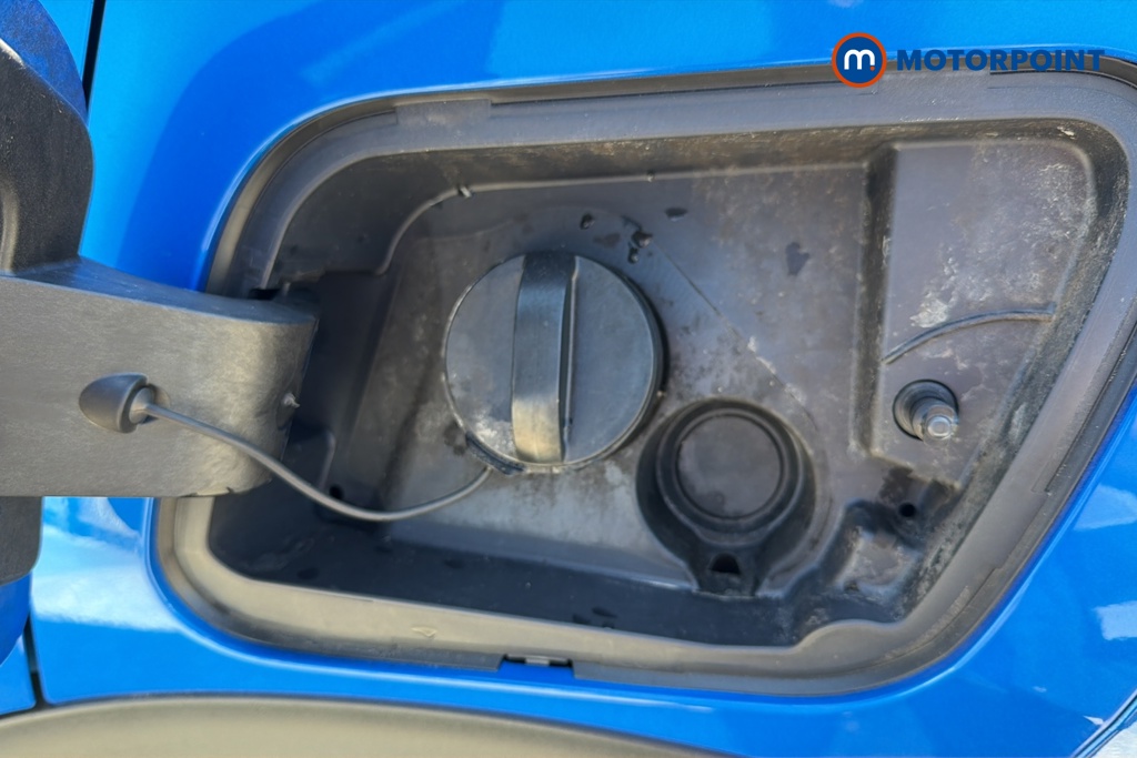 Peugeot 2008 Gt Premium Manual Petrol SUV - Stock Number (1639135) - 41st supplementary image