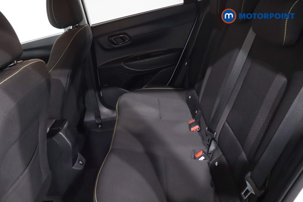 Hyundai I20 Ultimate Manual Petrol Hatchback - Stock Number (1639525) - 5th supplementary image