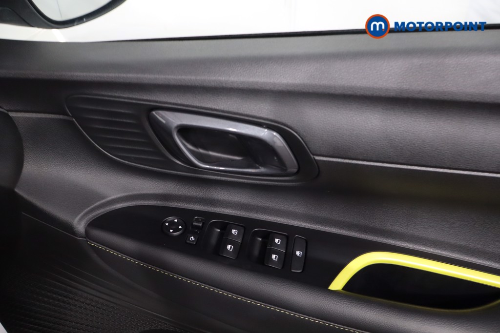 Hyundai I20 Ultimate Manual Petrol Hatchback - Stock Number (1639525) - 23rd supplementary image