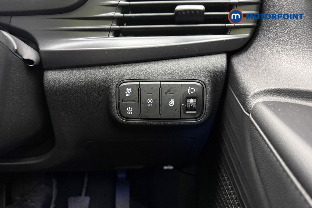 Hyundai I20 Ultimate Manual Petrol Hatchback - Stock Number (1639928) - 16th supplementary image