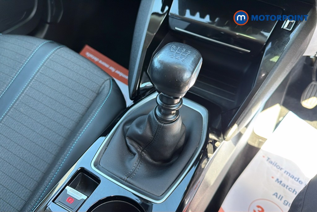 Peugeot 2008 Allure Premium Manual Petrol SUV - Stock Number (1640013) - 15th supplementary image