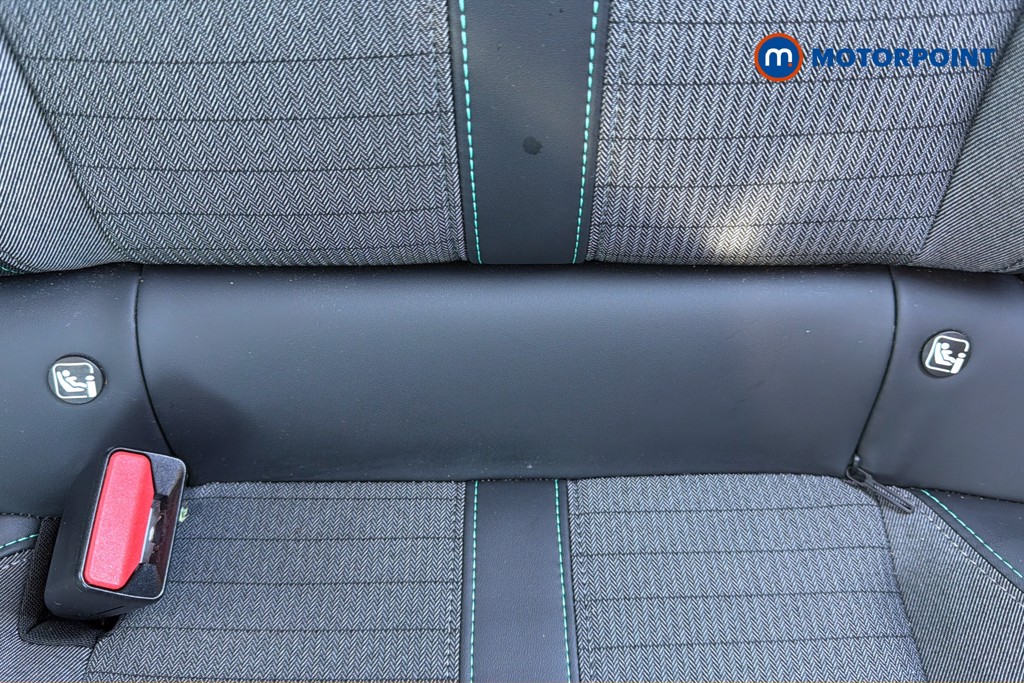 Peugeot 2008 Allure Premium Manual Petrol SUV - Stock Number (1640013) - 29th supplementary image