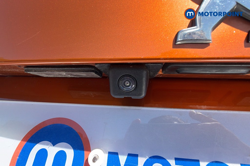 Peugeot 2008 Allure Premium Manual Petrol SUV - Stock Number (1640013) - 36th supplementary image