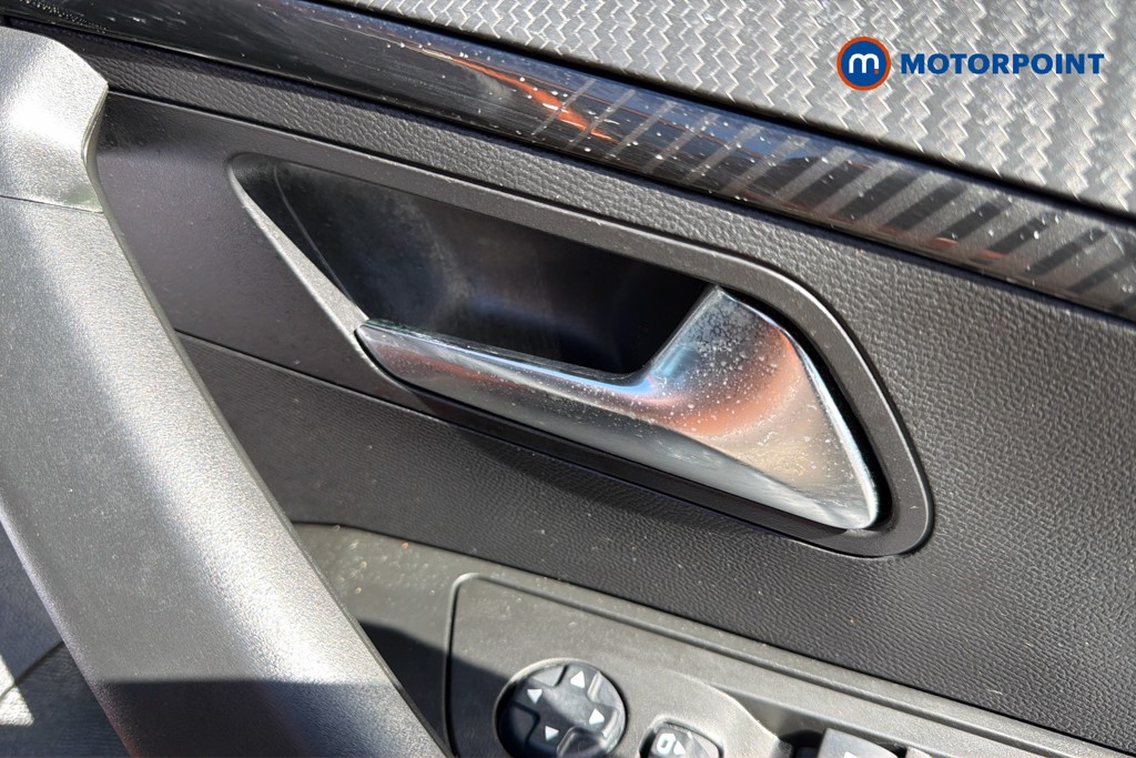 Peugeot 2008 Allure Premium Manual Petrol SUV - Stock Number (1640013) - 42nd supplementary image