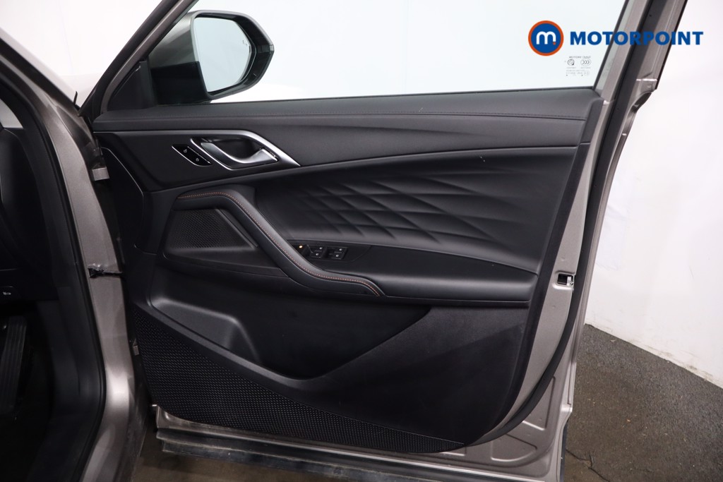 Mg Motor Uk HS Trophy Automatic Petrol-Electric Hybrid SUV - Stock Number (1640030) - 23rd supplementary image