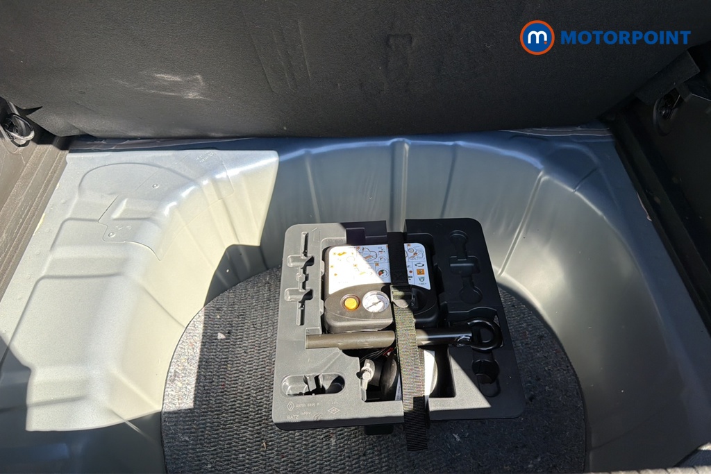 Renault Captur S Edition Manual Petrol SUV - Stock Number (1640051) - 33rd supplementary image