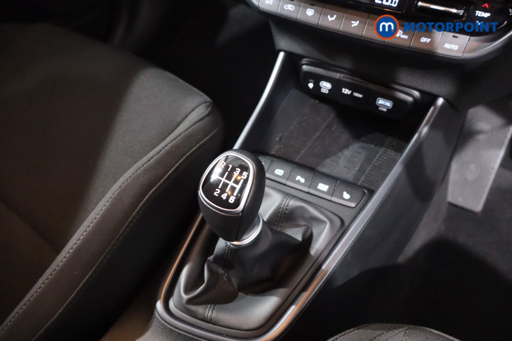Hyundai I20 Ultimate Manual Petrol Hatchback - Stock Number (1640060) - 18th supplementary image