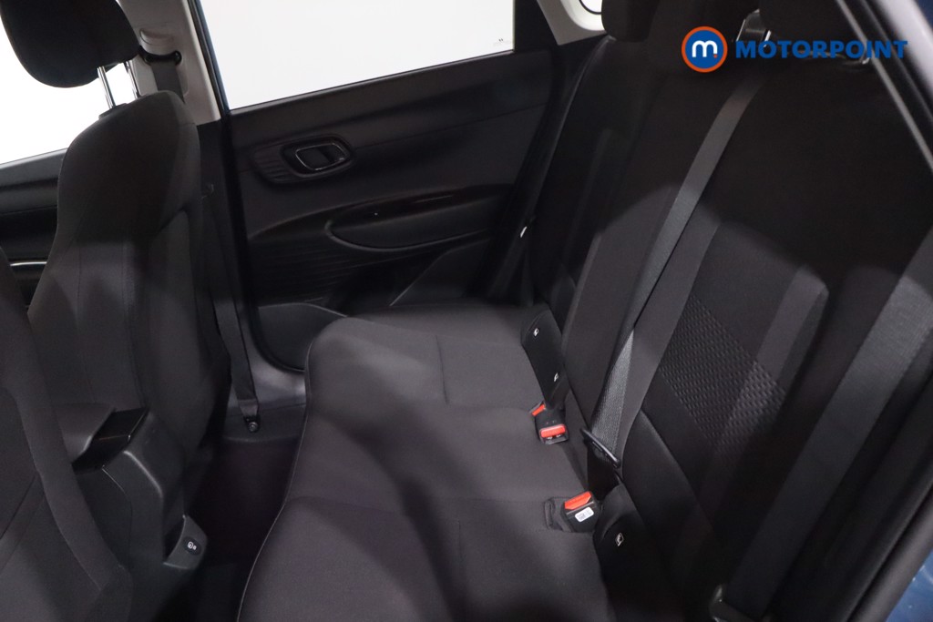 Hyundai I20 Premium Automatic Petrol Hatchback - Stock Number (1640080) - 5th supplementary image