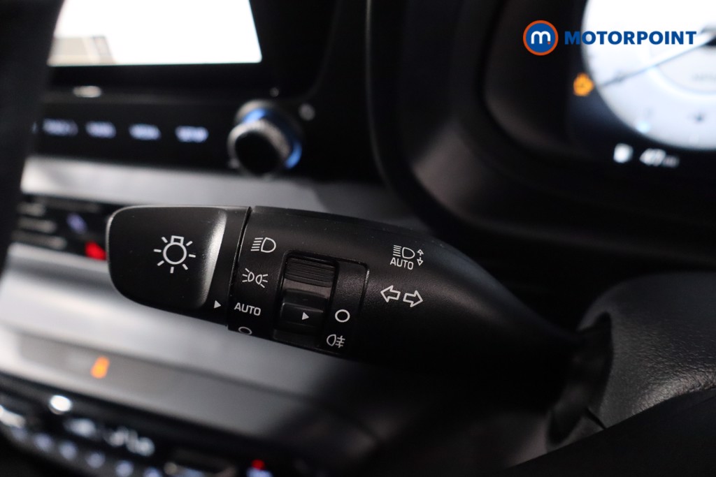 Hyundai I20 Premium Automatic Petrol Hatchback - Stock Number (1640091) - 14th supplementary image