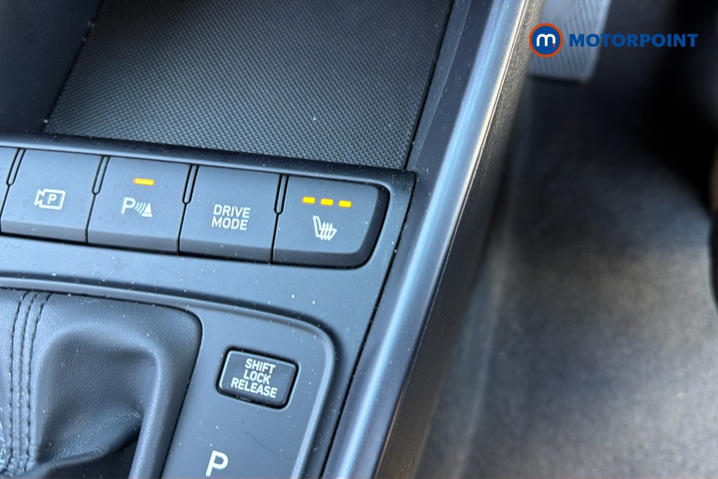 Hyundai I20 Premium Automatic Petrol Hatchback - Stock Number (1640097) - 14th supplementary image