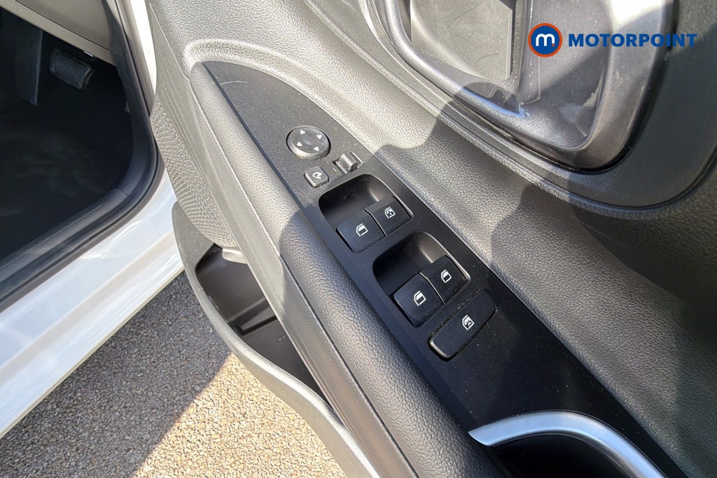 Hyundai I20 Premium Automatic Petrol Hatchback - Stock Number (1640097) - 20th supplementary image