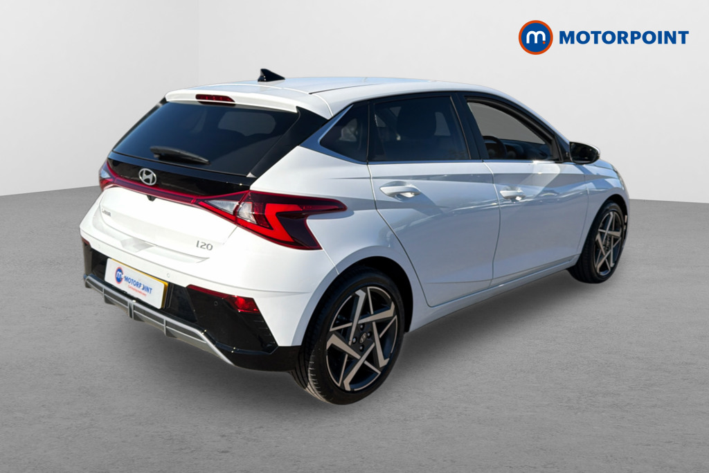 Hyundai I20 Premium Automatic Petrol Hatchback - Stock Number (1640097) - Drivers side rear corner