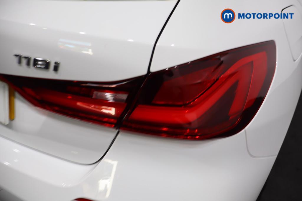 BMW 1 Series SE Manual Petrol Hatchback - Stock Number (1640113) - 3rd supplementary image
