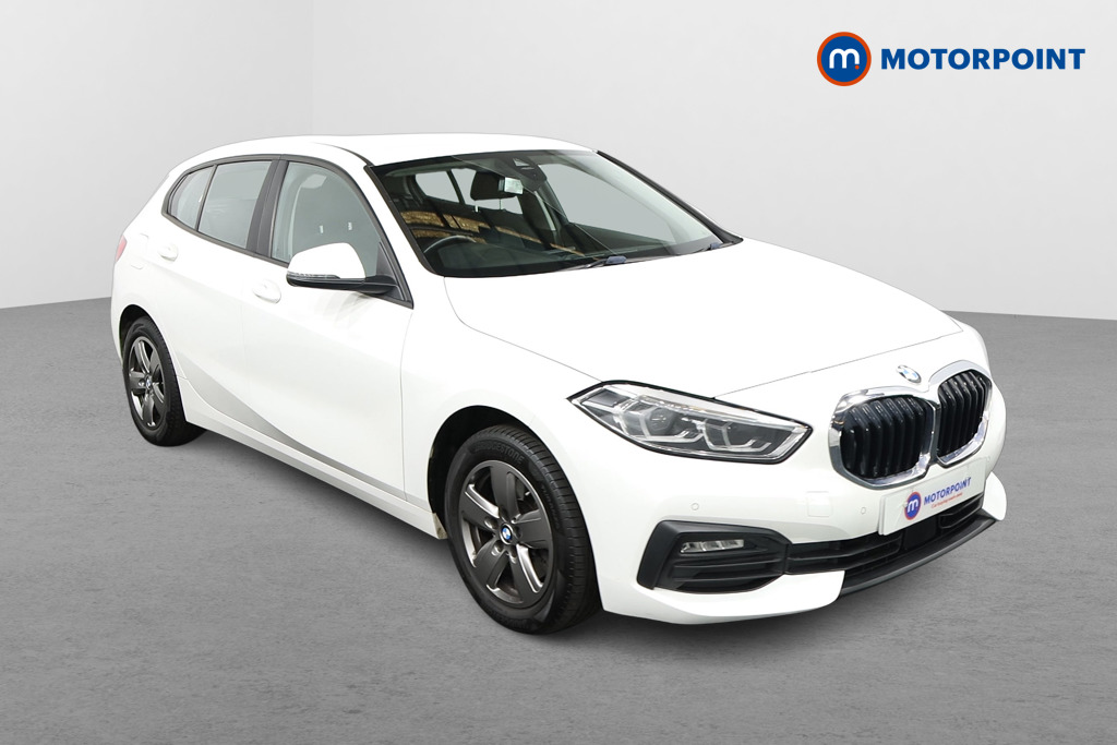 BMW 1 Series SE Manual Petrol Hatchback - Stock Number (1640113) - Drivers side front corner