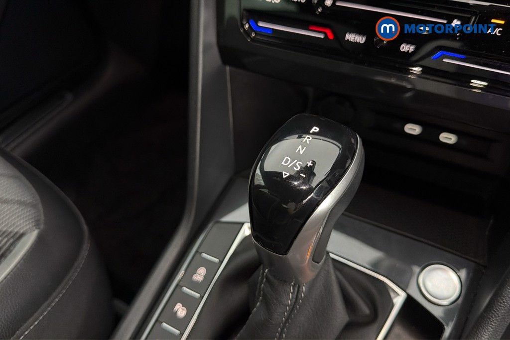 Volkswagen Tiguan R-Line Automatic Petrol SUV - Stock Number (1640193) - 15th supplementary image