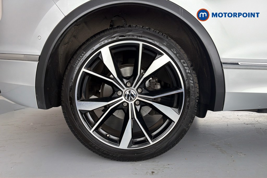 Volkswagen Tiguan R-Line Automatic Petrol SUV - Stock Number (1640193) - 49th supplementary image