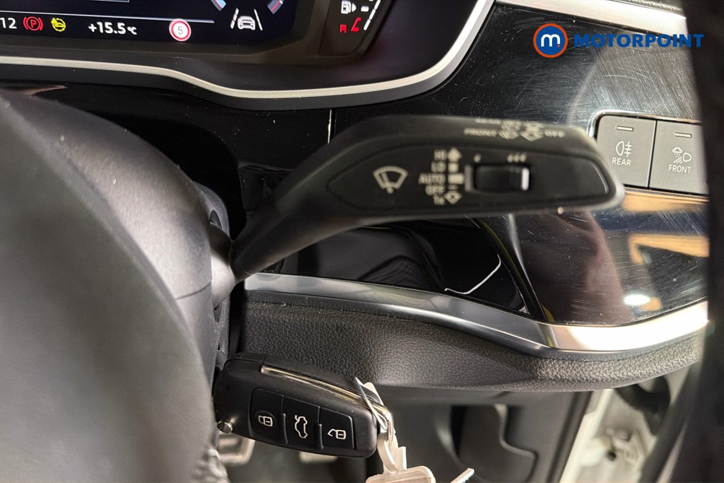 Audi Q3 Black Edition Manual Petrol SUV - Stock Number (1605354) - 7th supplementary image