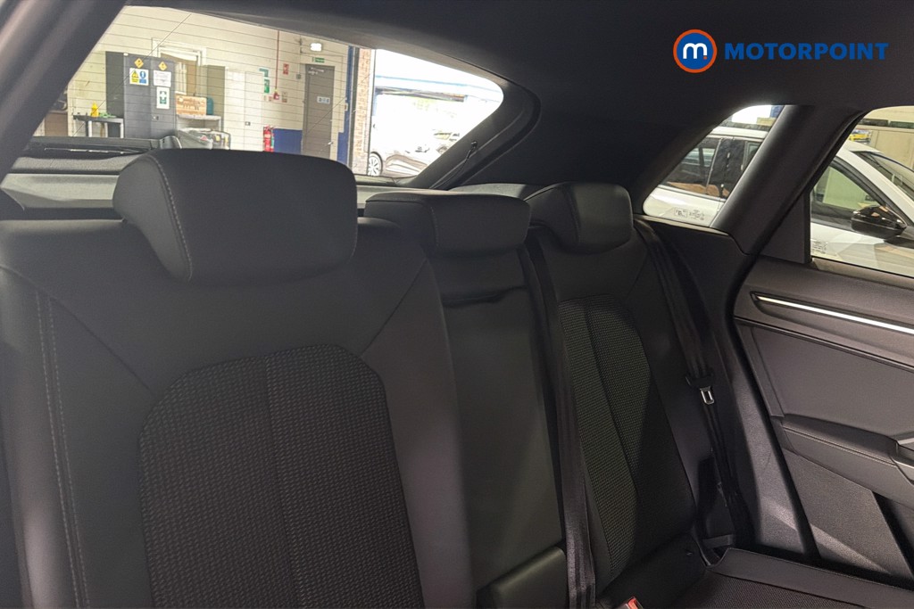Audi Q3 Black Edition Manual Petrol SUV - Stock Number (1605354) - 28th supplementary image