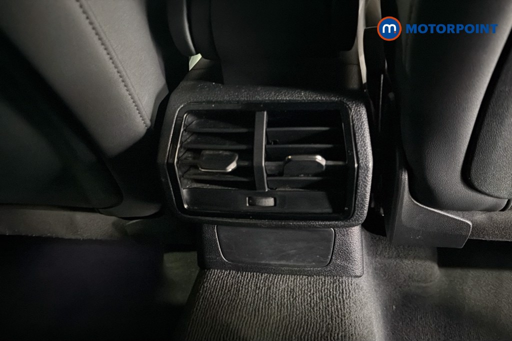 Audi Q3 Black Edition Manual Petrol SUV - Stock Number (1605354) - 30th supplementary image