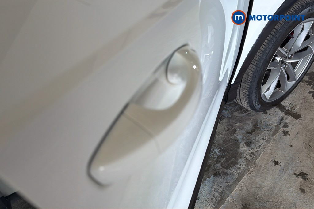 Audi Q3 Black Edition Manual Petrol SUV - Stock Number (1605354) - 42nd supplementary image