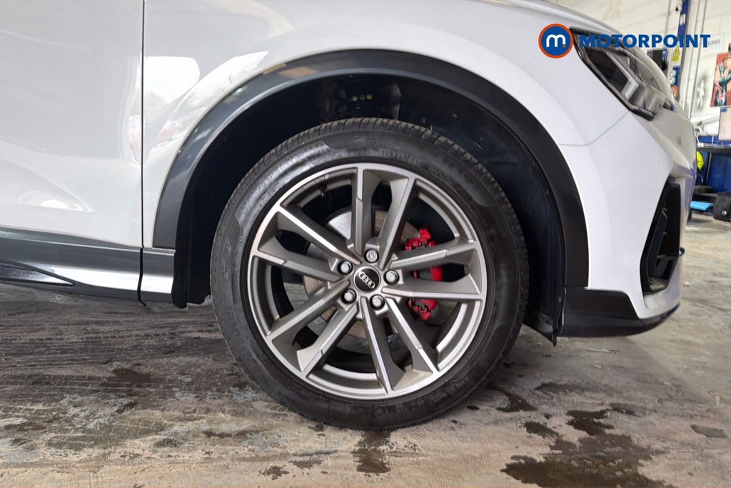 Audi Q3 Black Edition Manual Petrol SUV - Stock Number (1605354) - 50th supplementary image