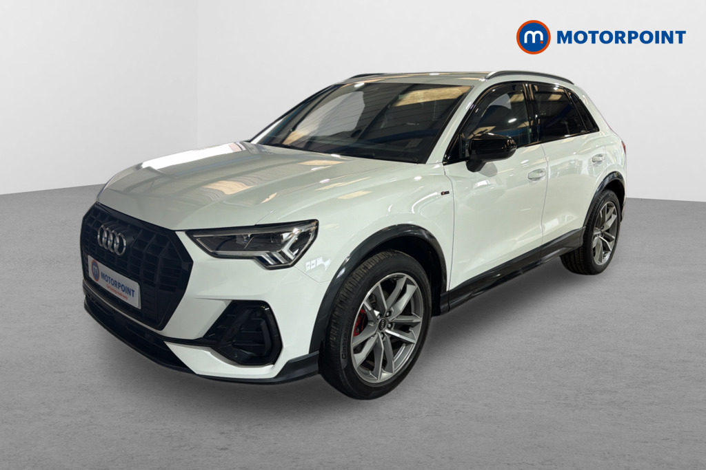 Audi Q3 Black Edition Manual Petrol SUV - Stock Number (1605354) - Passenger side front corner