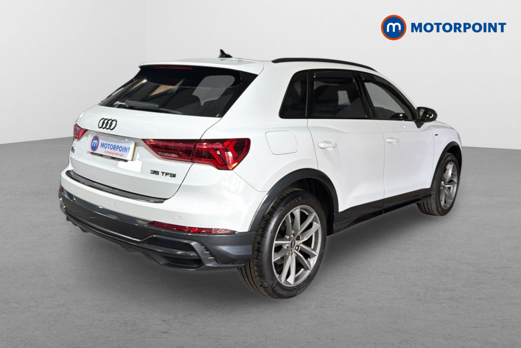 Audi Q3 Black Edition Manual Petrol SUV - Stock Number (1605354) - Drivers side rear corner