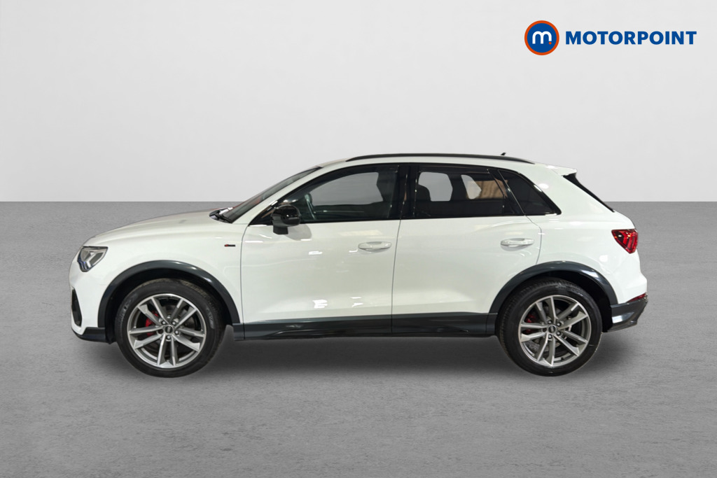 Audi Q3 Black Edition Manual Petrol SUV - Stock Number (1605354) - Passenger side
