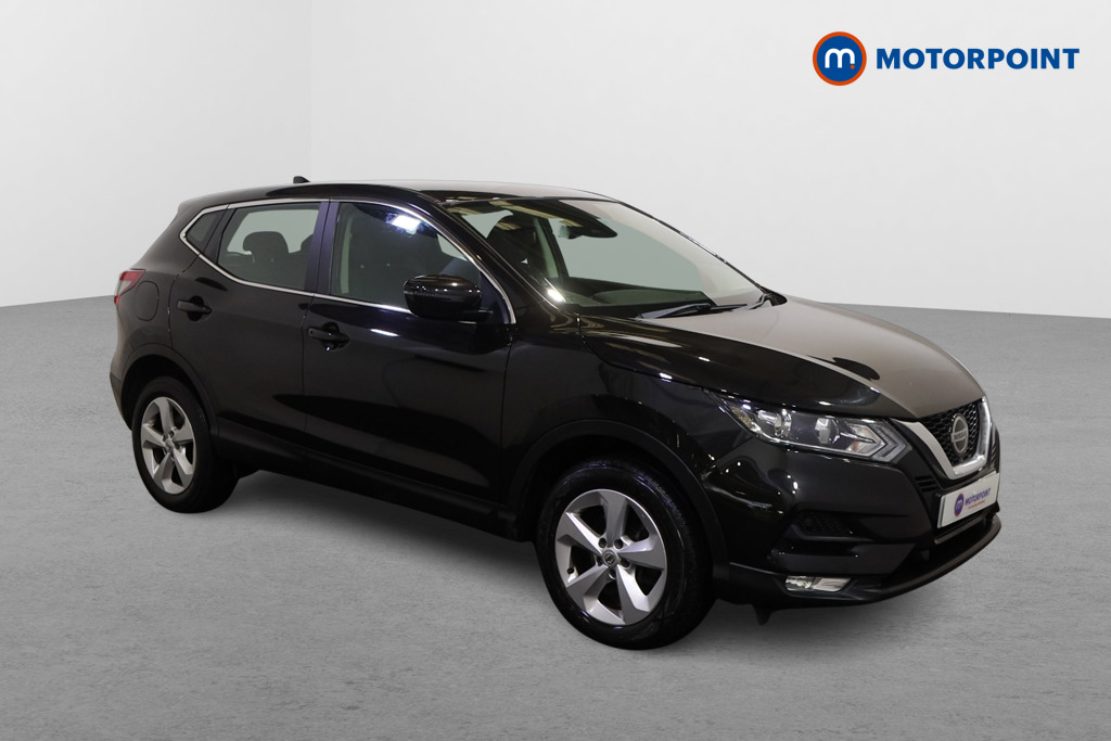 Nissan Qashqai Acenta Premium Manual Diesel SUV - Stock Number (1610023) - Drivers side front corner