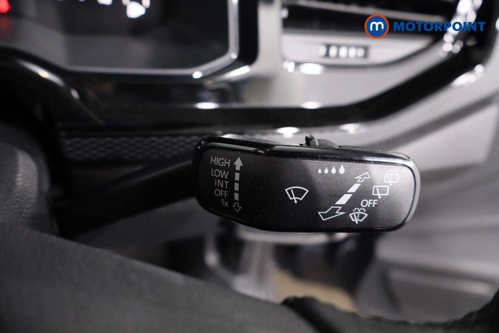 Volkswagen Polo Life Manual Petrol Hatchback - Stock Number (1611752) - 15th supplementary image