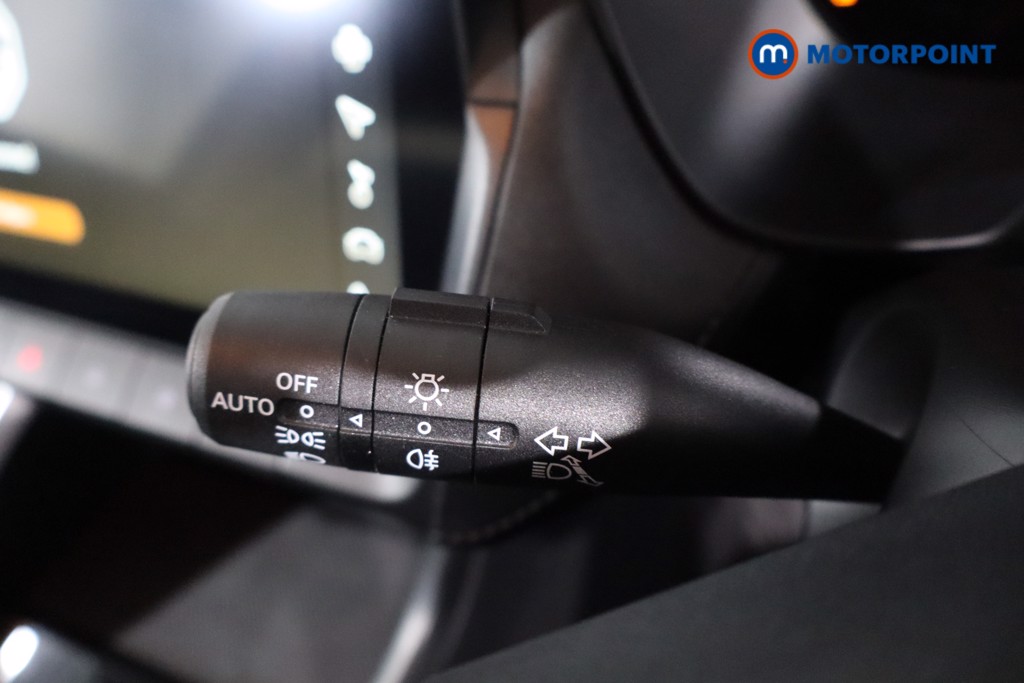 Mg Motor Uk ZS Trophy Automatic Petrol-Electric Hybrid SUV - Stock Number (1617839) - 14th supplementary image