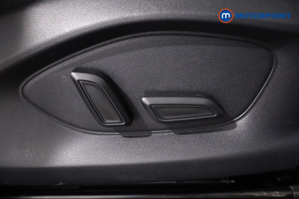 Mg Motor Uk ZS Trophy Automatic Petrol-Electric Hybrid SUV - Stock Number (1617839) - 21st supplementary image