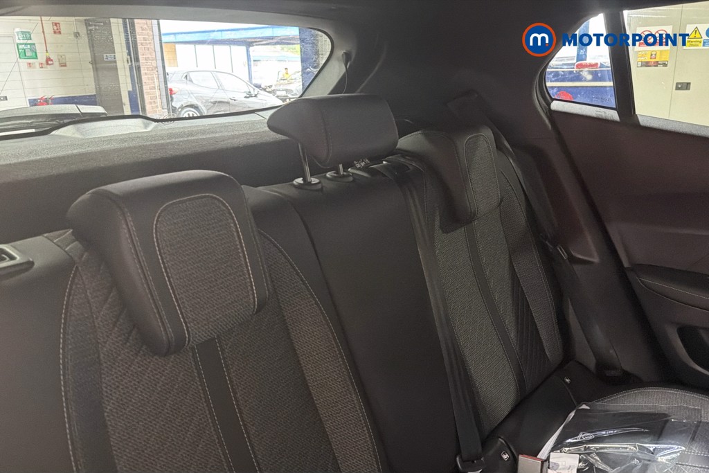 Peugeot 2008 Allure Automatic Petrol SUV - Stock Number (1618509) - 28th supplementary image