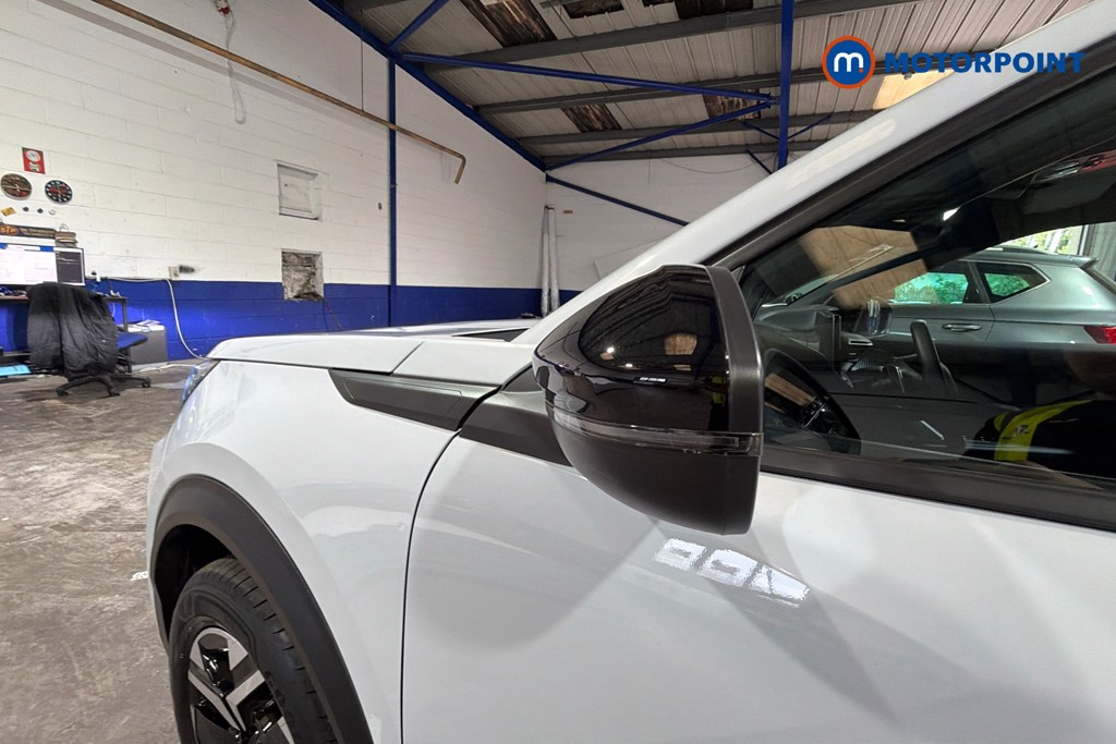 Peugeot 2008 Allure Automatic Petrol SUV - Stock Number (1618509) - 43rd supplementary image
