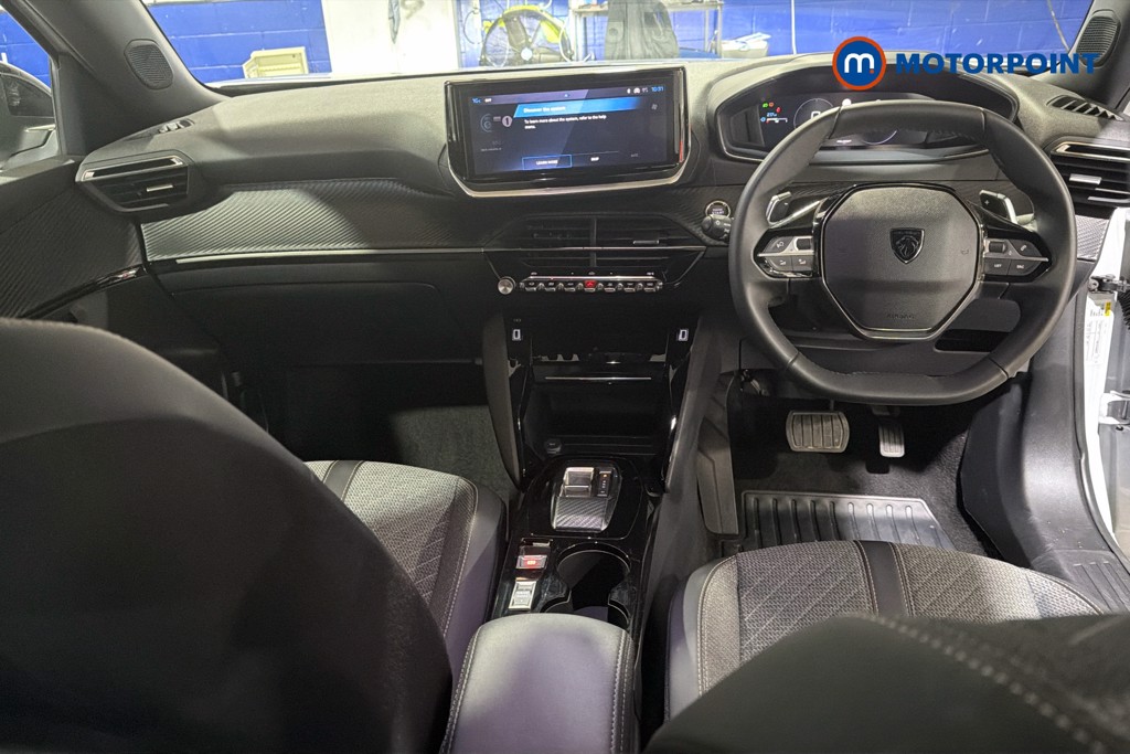 Peugeot 2008 Allure Automatic Petrol SUV - Stock Number (1618509) - 1st supplementary image