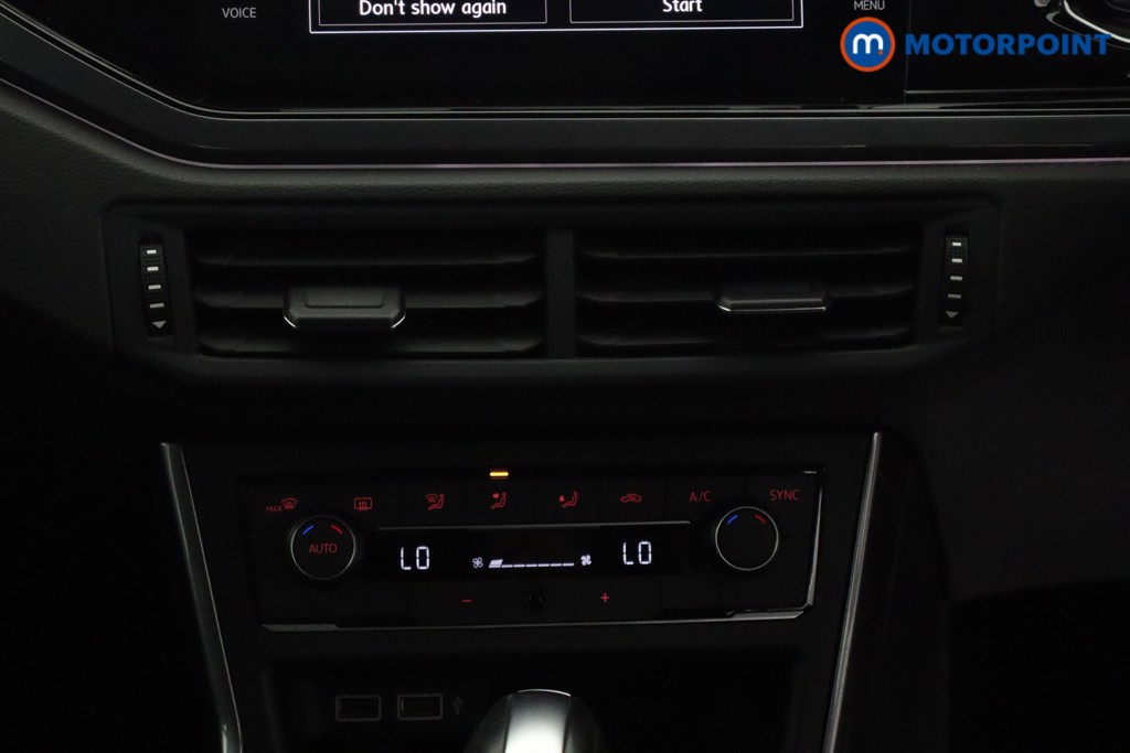 Volkswagen Polo SEL Automatic Petrol Hatchback - Stock Number (1618556) - 3rd supplementary image