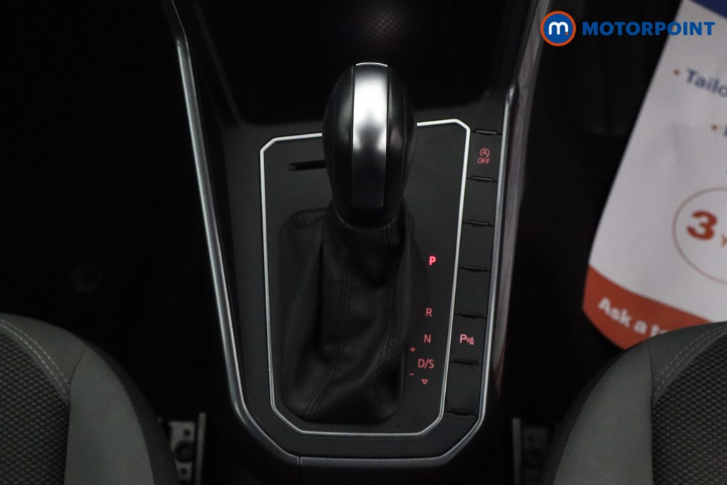 Volkswagen Polo SEL Automatic Petrol Hatchback - Stock Number (1618556) - 4th supplementary image