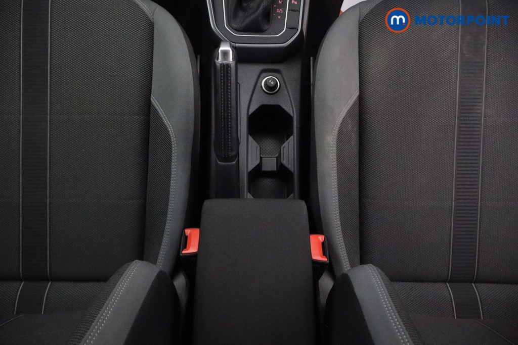 Volkswagen Polo SEL Automatic Petrol Hatchback - Stock Number (1618556) - 5th supplementary image