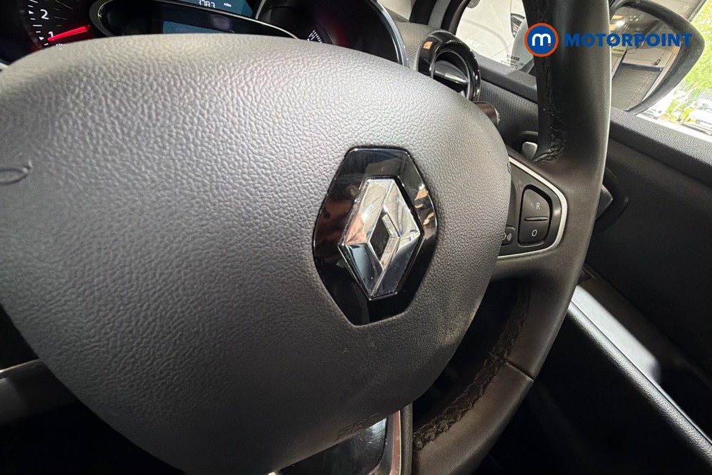Renault Clio Iconic Manual Petrol Hatchback - Stock Number (1620441) - 5th supplementary image