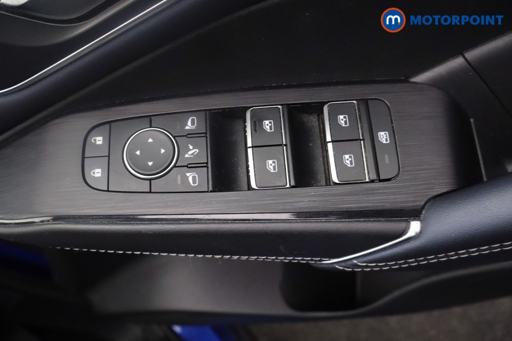 Nissan Qashqai Tekna Automatic Petrol-Electric Hybrid SUV - Stock Number (1623323) - 22nd supplementary image